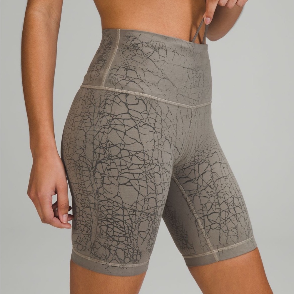 lululemon athletica Gray Patterned Bike Shorts